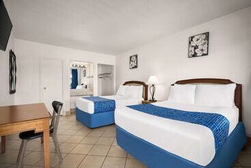 هتل Travelodge By Wyndham Las Vegas