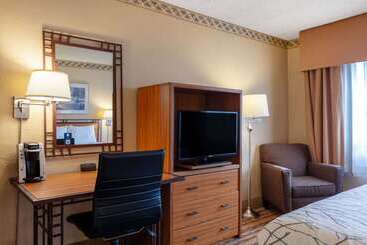 هتل Travelodge By Wyndham Seattle By The Space Needle