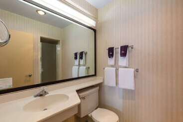 هتل Travelodge By Wyndham Seattle By The Space Needle
