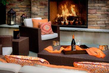 هتل Trumbull Marriott Shelton