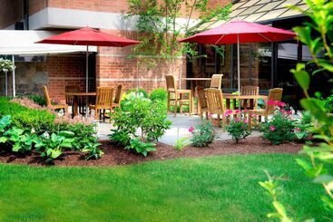هتل Trumbull Marriott Shelton