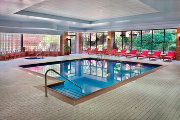 هتل Trumbull Marriott Shelton