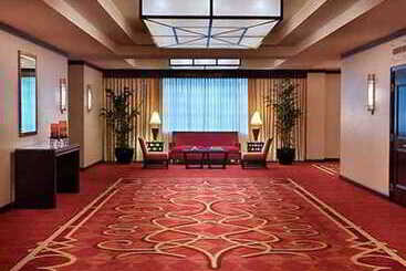 هتل Trumbull Marriott Shelton