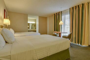 هتل Vagabond Inn Los Angeles At Usc