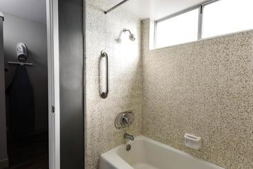 هتل Vagabond Inn Oxnard