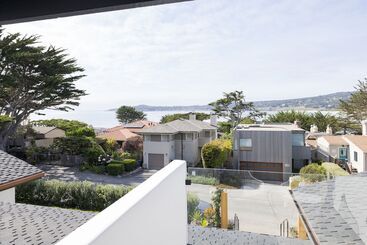 هتل Villa Mara Carmel