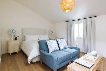هتل Villa Mara Carmel