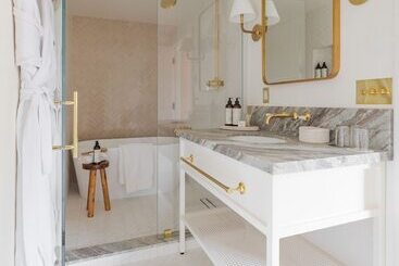 هتل Villa Mara Carmel