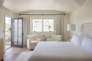 هتل Villa Mara Carmel