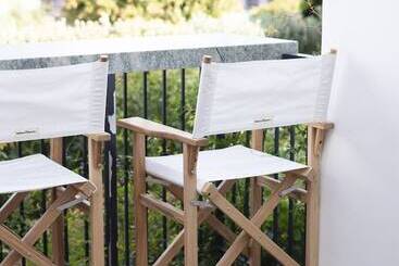 هتل Villa Mara Carmel