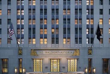 هتل Waldorf Astoria New York