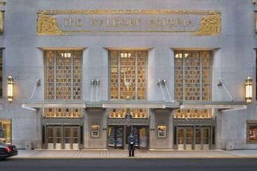 هتل Waldorf Astoria New York