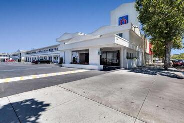 Motel 6 San Jose, Ca   Convention Center