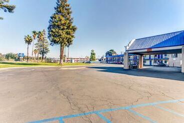 Motel 6visalia, Ca