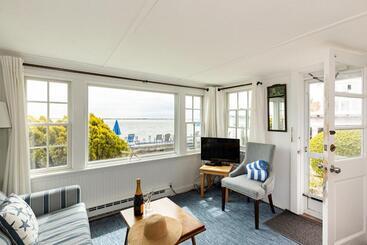 The Masthead Resort