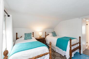 The Masthead Resort