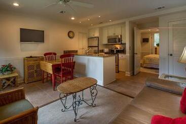 Villas By The Sea Resort & Conference Center