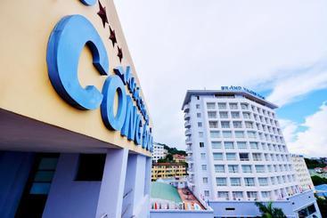 Ha Long Hotel