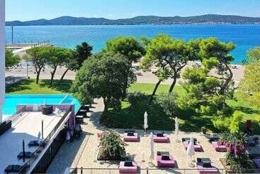 هتل Adriatic