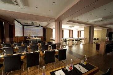 Best Western Premier Hotel Slon