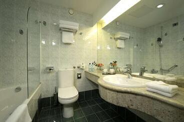 Best Western Premier Hotel Slon