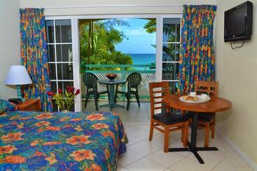 هتل Blue Orchids Beach