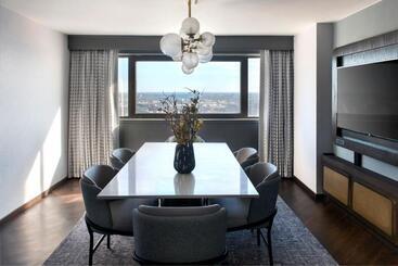 Отель Boston Marriott Copley Place