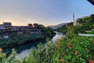 هتل Bristol