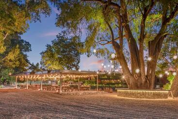 هتل Fiesta Americana Hacienda Galindo Resort & Spa