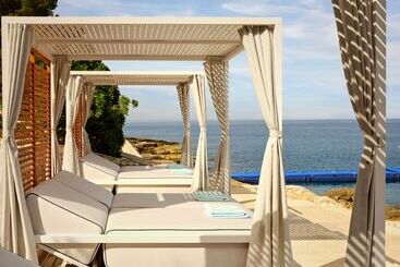 Grand Hotel Brioni Pula, A Radisson Collection