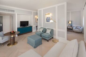 هتل Hilton Imperial Dubrovnik