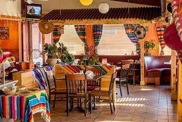 ホテル Casa Lemus Inn