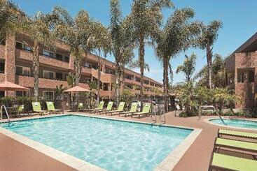 هتل Mission View Inn & Suites San Diego Sea World   Zoo