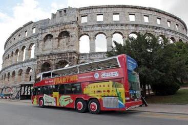 هتل Pula