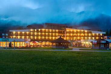 هتل Ramada Resort Kranjska Gora