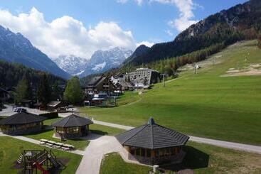 هتل Ramada Resort Kranjska Gora