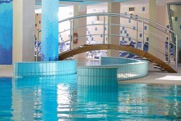 هتل Ramada Resort Kranjska Gora