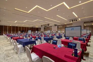 Отель Rixos Premium Dubrovnik