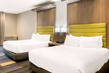 هتل Rodeway Inn Near Melrose Ave