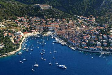 هتل Sirena Hvar