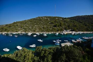 هتل Sirena Hvar