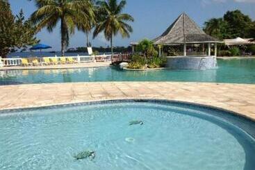 هتل Starfish Tobago