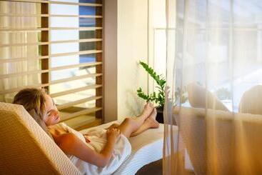 هتل Valamar Argosy