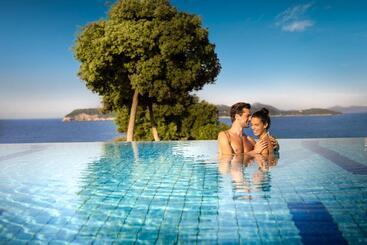 هتل Valamar Argosy