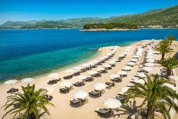 هتل Valamar Argosy