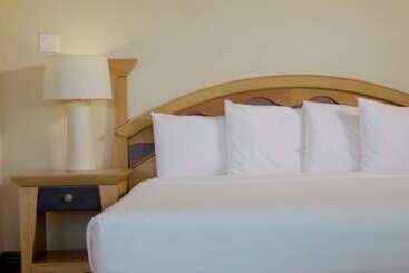 استراحتگاه Accra Beach Hotel & Spa