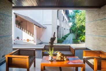 Weekender Resort