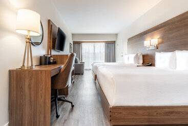 Atrium Hotel Vancouver