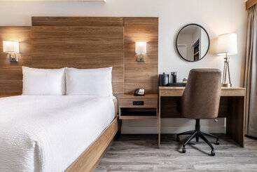 Atrium Hotel Vancouver