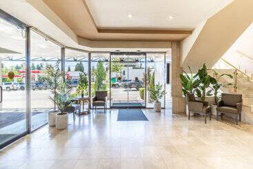 Atrium Hotel Vancouver